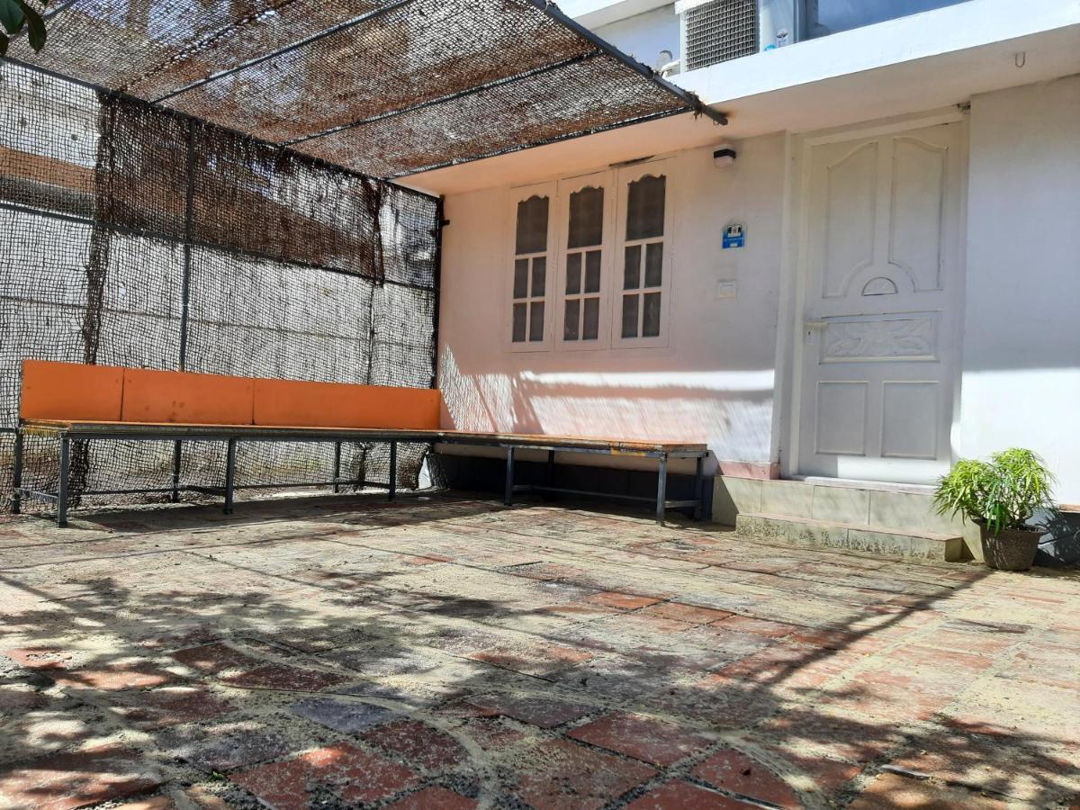 Хостел A Loft Alappuzha Экстерьер фото